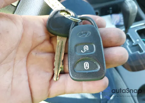 2012 Hyundai Santa Fe Gls from USA, damaged, VIN 5XYZG3AB9CG133732